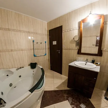 Hotel Boutique Shine 4*