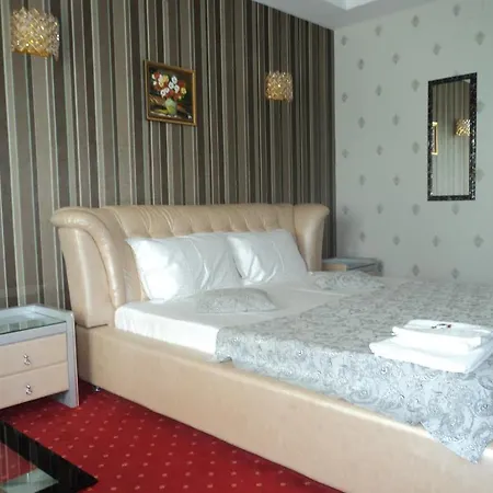 Boutique Shine 4*